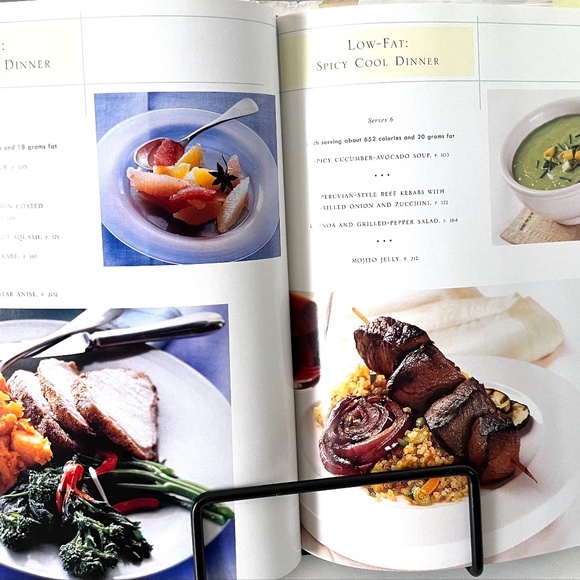 The Best of Gormet 2001 " A Vintage and Romantic cook Book ". - Picture 10 of 12